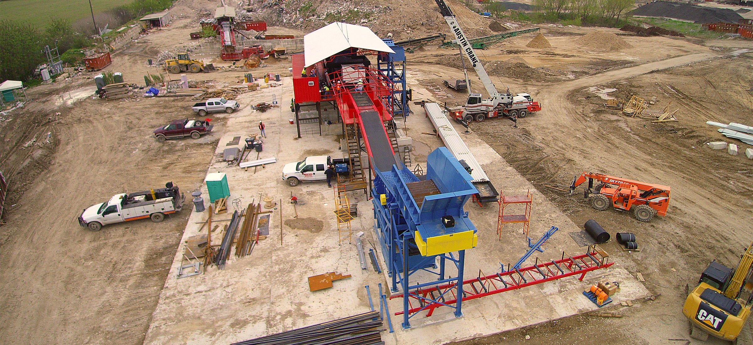 Construction of the C&D recycling facility at Recon Services.